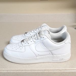 NIKE AIR FORCE 1'07. SZ. 10.5